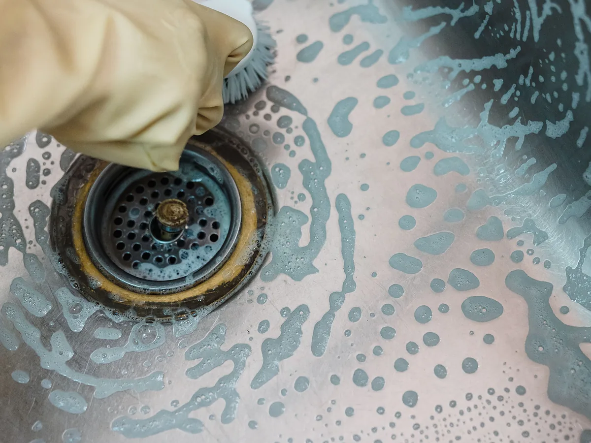 Kitchen & Drain Treatment
